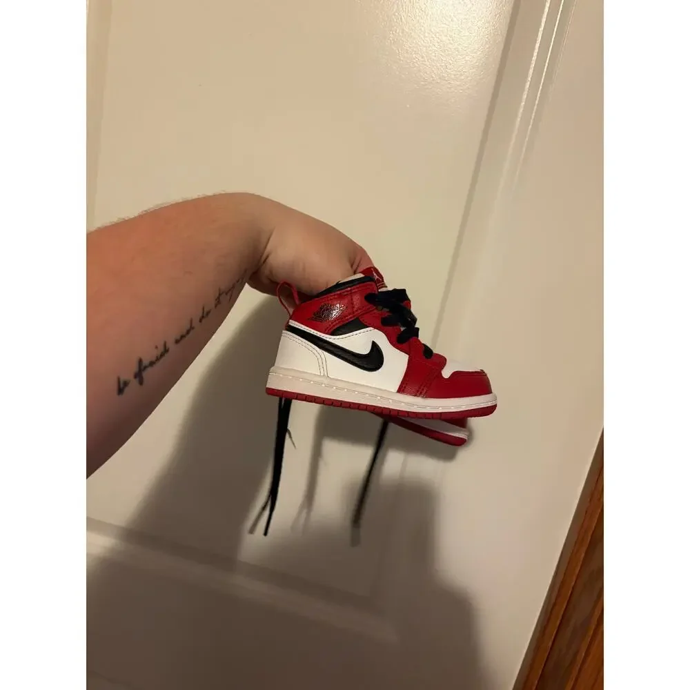 Jordan 1 Mid Infant/Toddler Shoes Size 5C